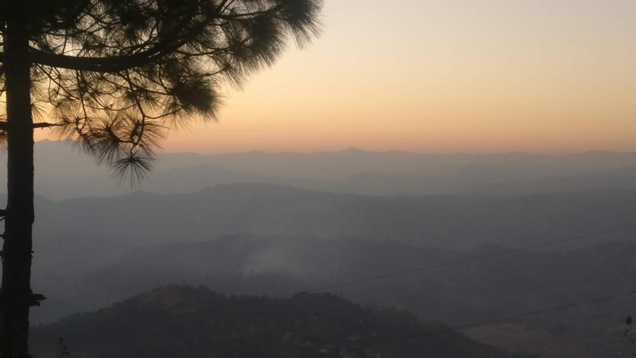 Meraki - Entire 3Bhk Villa With Himalayan Views Ranikhet Exterior photo